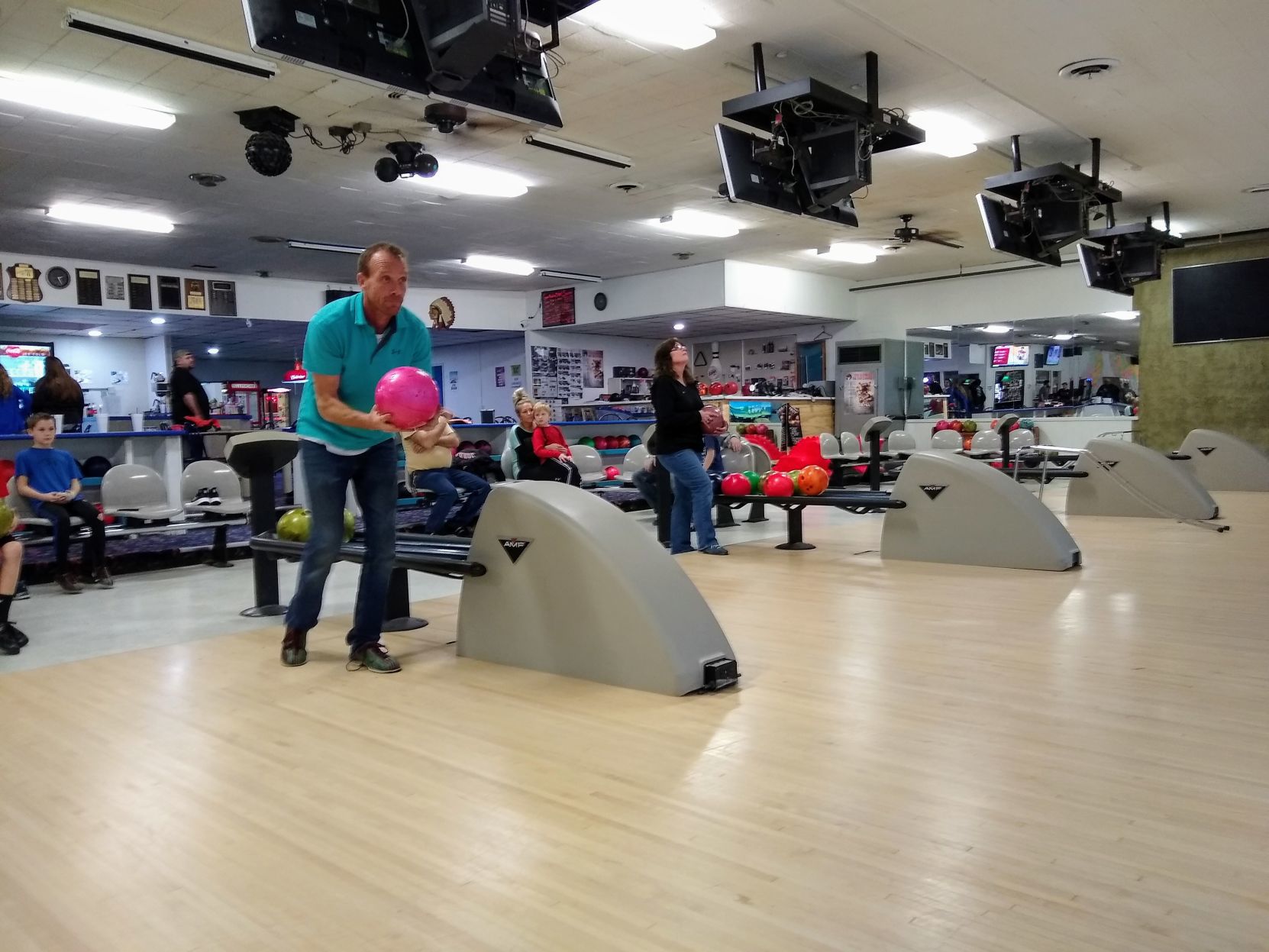 INDOOR AND OUTDOOR RECREATION